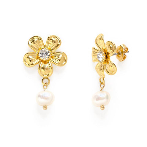 Vintage Flower with Pearl Stud Earrings Vintage Flower with Pearl Stud Earrings