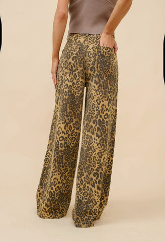 Leopard Jeans