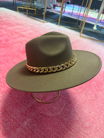 Montana Cowboy Hat w/Gold Chain