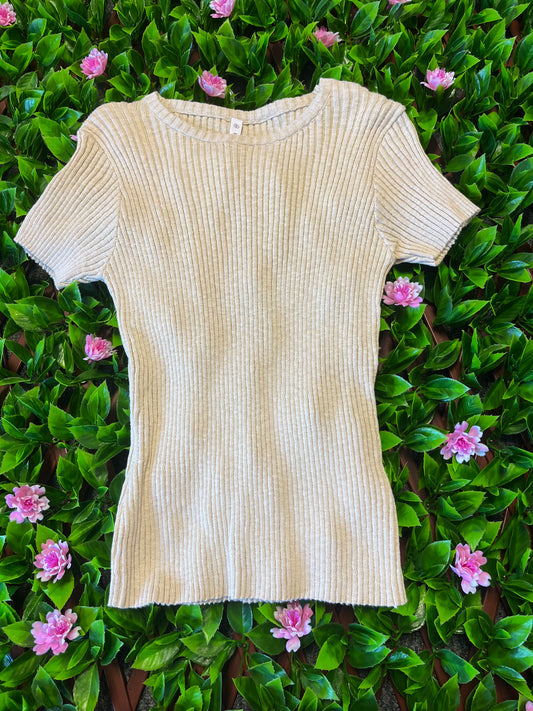 Ribbed Knot Top